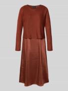 s.Oliver BLACK LABEL Fließendes Freizeitkleid im Set mit Cropped Pullo...