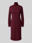 s.Oliver RED LABEL Slim Fit Strickkleid aus Viskose-Mix in Bordeaux, G...