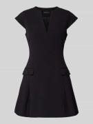 Guess Minikleid mit V-Ausschnitt Modell 'JOANDRA' in Black, Größe XS
