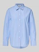 s.Oliver RED LABEL Regular Fit Hemdbluse mit Baumwollanteil in Hellbla...