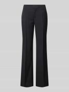 Gina Tricot Bootcut Low Waist Stoffhose mit Bügelfalten in Black, Größ...
