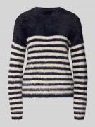 Christian Berg Woman Strickpullover aus Kunstfell in Black, Größe L