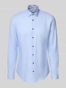 Jake*s Slim Fit Businesshemd mit extra langem Arm in Bleu, Größe 37/38