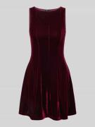 Mango Minikleid mit Rundhalsausschnitt in Bordeaux, Größe S