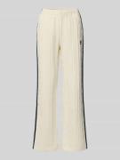 adidas Originals Loose Fit Strickhose aus Viskose-Mix in Ecru Melange,...