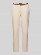 comma Chino mit Gürtel in Beige, Größe 42