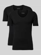 MCNEAL T-Shirt mit V-Ausschnitt in Black, Größe L