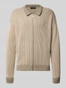 Pegador Strickjacke mit Umlegekragen und Label-Stitching in Hellgrau, ...