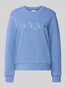 Gant Sweatshirt mit Label-Stitching und Rundhalsausschnitt in Hellblau...