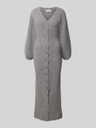 Gina Tricot Strickkleid mit V-Ausschnitt und Knopfleiste in Mittelgrau...