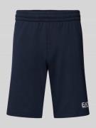 EA7 Emporio Armani Sweatshorts mit Label-Print in Hellblau, Größe XXL