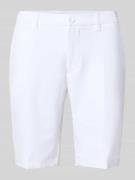 BOSS Green Slim Fit Chinoshorts mit Gürtelschlaufen in Weiss, Größe 56