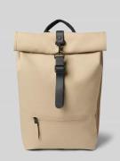 RAINS Rolltop-Rucksack mit verstellbaren Schulterriemen in Beige, Größ...