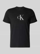CK Calvin Klein T-Shirt mit Rundhalsausschnitt und Logo in Black, Größ...