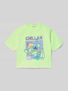 BILLIEBLUSH T-Shirt mit Motiv-Print und Rundhalsausschnitt in Hellgrue...