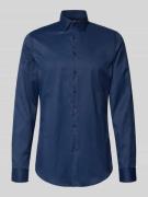 Jake*s Slim Fit Business-Hemd mit Kentkragen und extra langem Ärmel in...