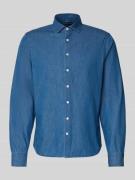 MAERZ Muenchen Regular Fit Freizeithemd in Denim-Optik mit Kentkragen ...