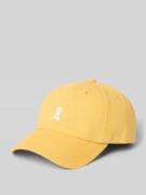 Armedangels Basecap aus reiner Bio-Baumwolle Modell 'YENAAS' in GELB, ...