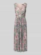 Swing Cocktailkleid mit V-Ausschnitt in Gruen, Größe 34