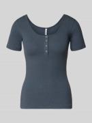 Pieces Slim Fit T-Shirt aus Baumwoll-Mix Modell 'KITTE' in Dunkelblau,...