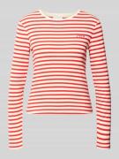 comma Longsleeve mit Rundhalsausschnitt und Statement-Stitching in Rot...