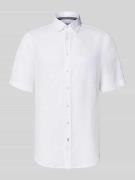 Christian Berg Men Regular Fit Freizeithemd aus Leinen in Weiss, Größe...