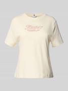 Tommy Hilfiger Slim Fit T-Shirt aus reiner Baumwolle in Offwhite, Größ...