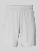 adidas Originals Regular Fit Sweatshorts mit Baumwoll-Anteil in Hellgr...