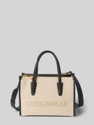Coccinelle Handtasche mit Label-Stitching in Beige, Größe 1