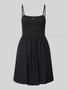 Tommy Jeans Tailliertes Freizeitkleid aus reiner Baumwolle in Black, G...