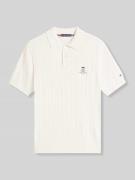 Tommy Hilfiger Poloshirt mit Logo Detail in Offwhite, Größe L