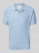 Colours & Sons Regular Fit Poloshirt mit V-Ausschnitt in Hellblau, Grö...