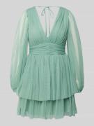 Jake*s Cocktail Cocktailkleid im Stufen-Look mit V-Ausschnitt in Gruen...