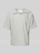 ANOTHER COTTON LAB Oversized Poloshirt mit Brusttasche in Mittelgrau M...