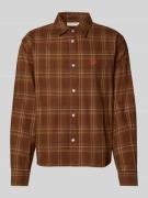 PROHIBITED Freizeithemd mit Knopfleiste in Dunkelbraun, Größe L