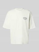 REVIEW T-Shirt mit Label-Detail in Offwhite, Größe L