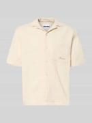 REVIEW Regular Fit Freizeithemd mit Logo-Stitching in Ecru, Größe L