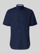 Christian Berg Men Regular Fit Freizeithemd mit Button-Down-Kragen in ...