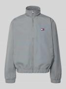 Tommy Jeans Regular Fit Bomberjacke mit Label Stitching in Mittelgrau,...