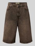 WOODBIRD Jeansshorts mit Eingrifftaschen Modell 'Yuto Oak' in Dunkelbr...