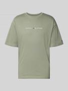 Tommy Hilfiger Regular Fit T-Shirt mit Label-Schriftzug aus reiner Bau...