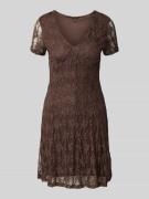 Only Slim Fit Minikleid aus Spitze Modell 'ALBINA' in Dunkelbraun, Grö...
