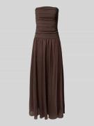 Jake*s Cocktail Maxikleid im Off-Shoulder-Look in Dunkelbraun, Größe 3...