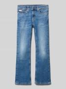 Calvin Klein Jeans Flared Jeans mit Label-Detail in Blau, Größe 164