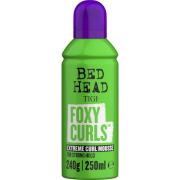 Tigi Bed Head Foxy Curls Extreme Curl Mousse  250 ml