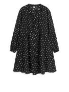 Arket Cotton Voile Dress Black/white, Alltagskleider in Größe 34
