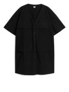 Arket Utility Dress Black, Alltagskleider in Größe XS