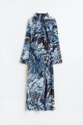 H&M Kleid mit Raffungen Blau/Gemustert, Alltagskleider in Größe 34. Fa...