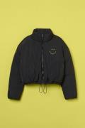 H&M+ Kurzes Puffer Jacket Schwarz/Smiley®, Jacken in Größe XL. Farbe: ...