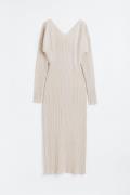 H&M Bodycon-Kleid aus einer Kaschmirmischung Hellbeige, Alltagskleider...